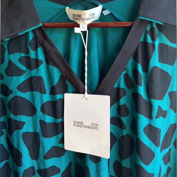 DIANE VON FURSTENBERG NWT Viole shirred printed jersey blouse Sz Large $388 MSRP - Picture 14 of 16